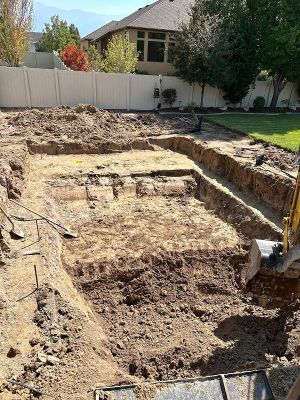 custom-pool-excavation-in-utah